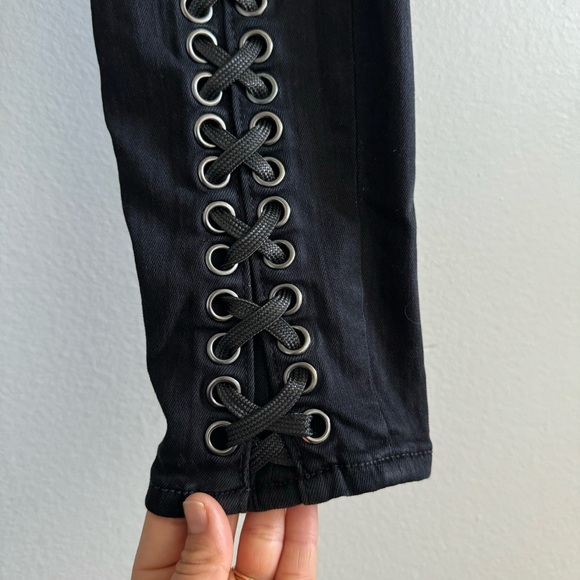 True Religion Jennie Curvy Skinny Jeans Black Diamond Size 29 - Picture 14 of 16